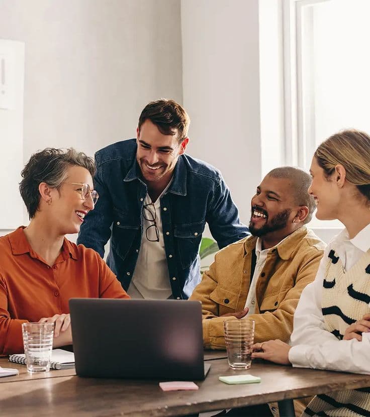 Professionals werken aan planning en organisatie